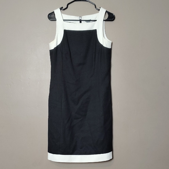 Ann Taylor Dresses & Skirts - Ann Taylor Black And Cream White Trim Dress Size 6
